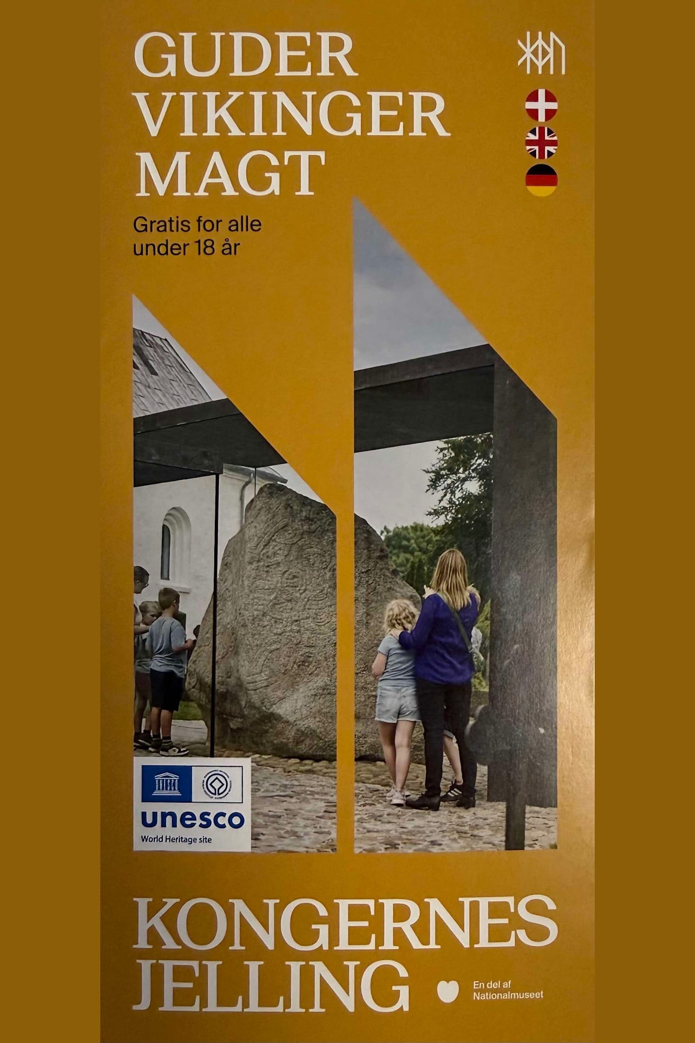 Kongernes Jelling (DK, UK, DE)